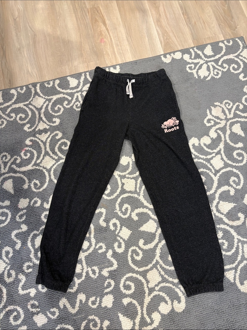 Roots sweats